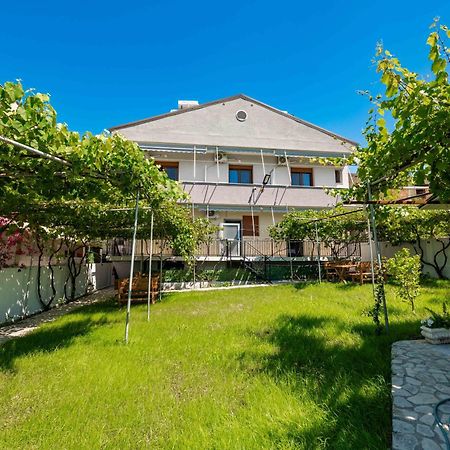 Kalpazo Kaja Vila Garden Голем Екстер'єр фото